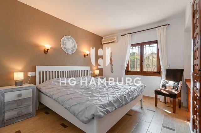 4 soverom Villa til salgs i Javea / Xàbia med svømmebasseng - € 690 000 (Ref: 9645903)