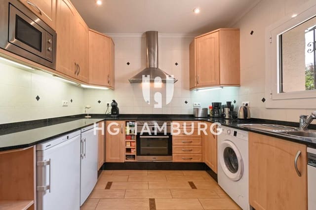 4 soverom Villa til salgs i Javea / Xàbia med svømmebasseng - € 690 000 (Ref: 9645903)