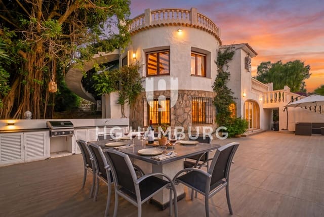 4 sovrum Villa till salu i Javea / Xàbia med pool - 690 000 € (Ref: 9645903)