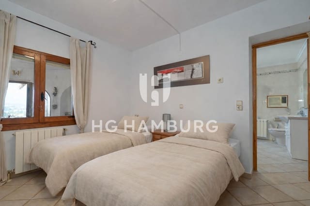 Chalet de 2 habitaciones en Javea / Xàbia en venta con piscina - 995.000 € (Ref: 9664051)