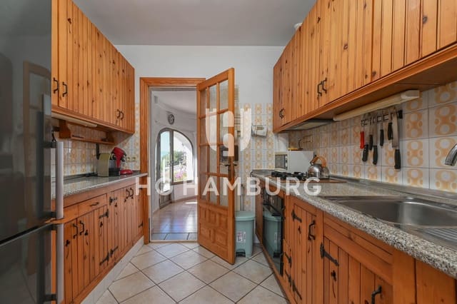 Chalet de 2 habitaciones en Javea / Xàbia en venta con piscina - 995.000 € (Ref: 9664051)