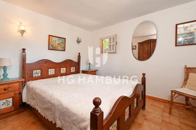 Chalet de 4 habitaciones en Javea / Xàbia en venta con piscina - 870.000 € (Ref: 9733725)