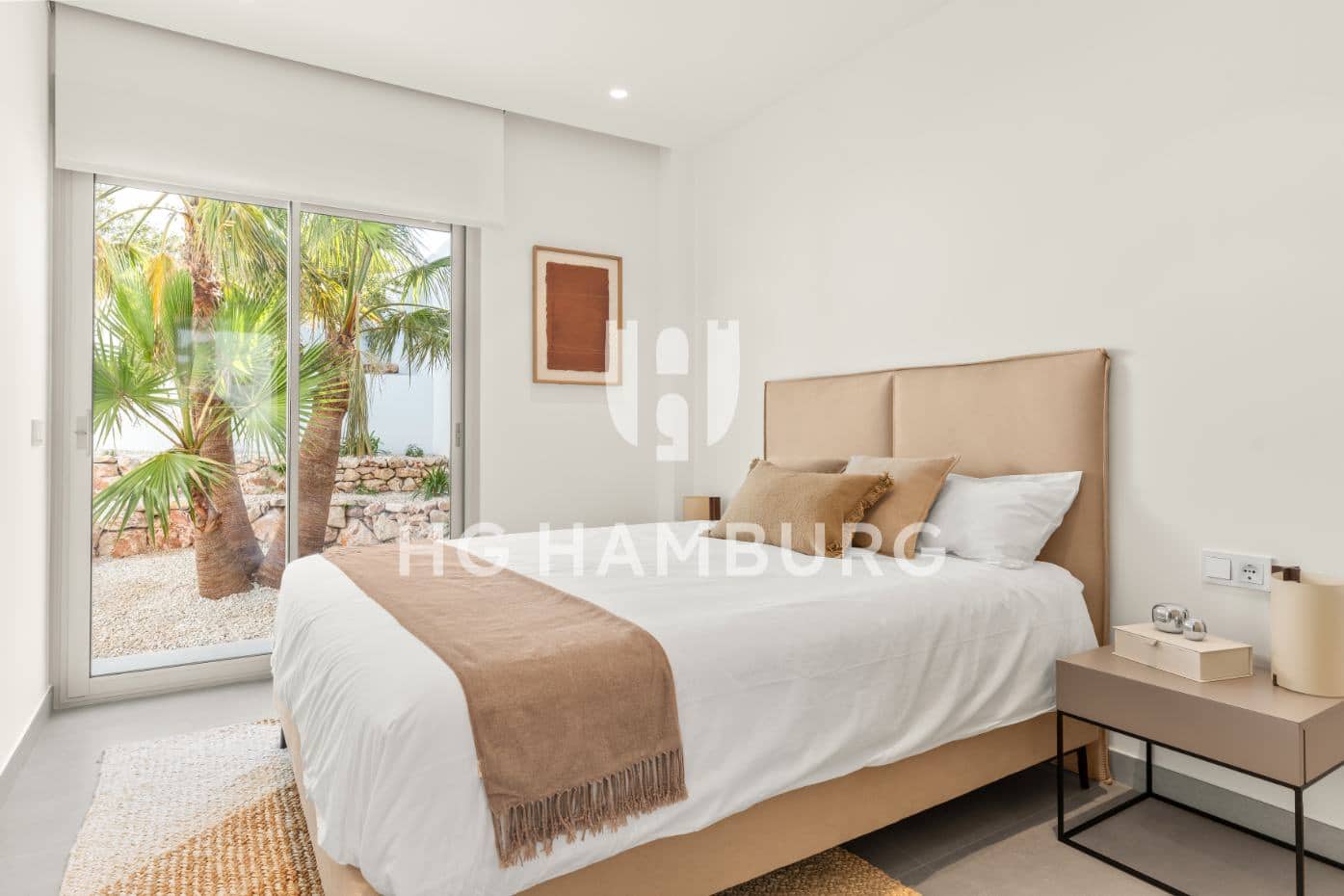 4 bedroom Villa for sale in Cumbre del Sol with pool garage - € 1,300,000 (Ref: 9733764)