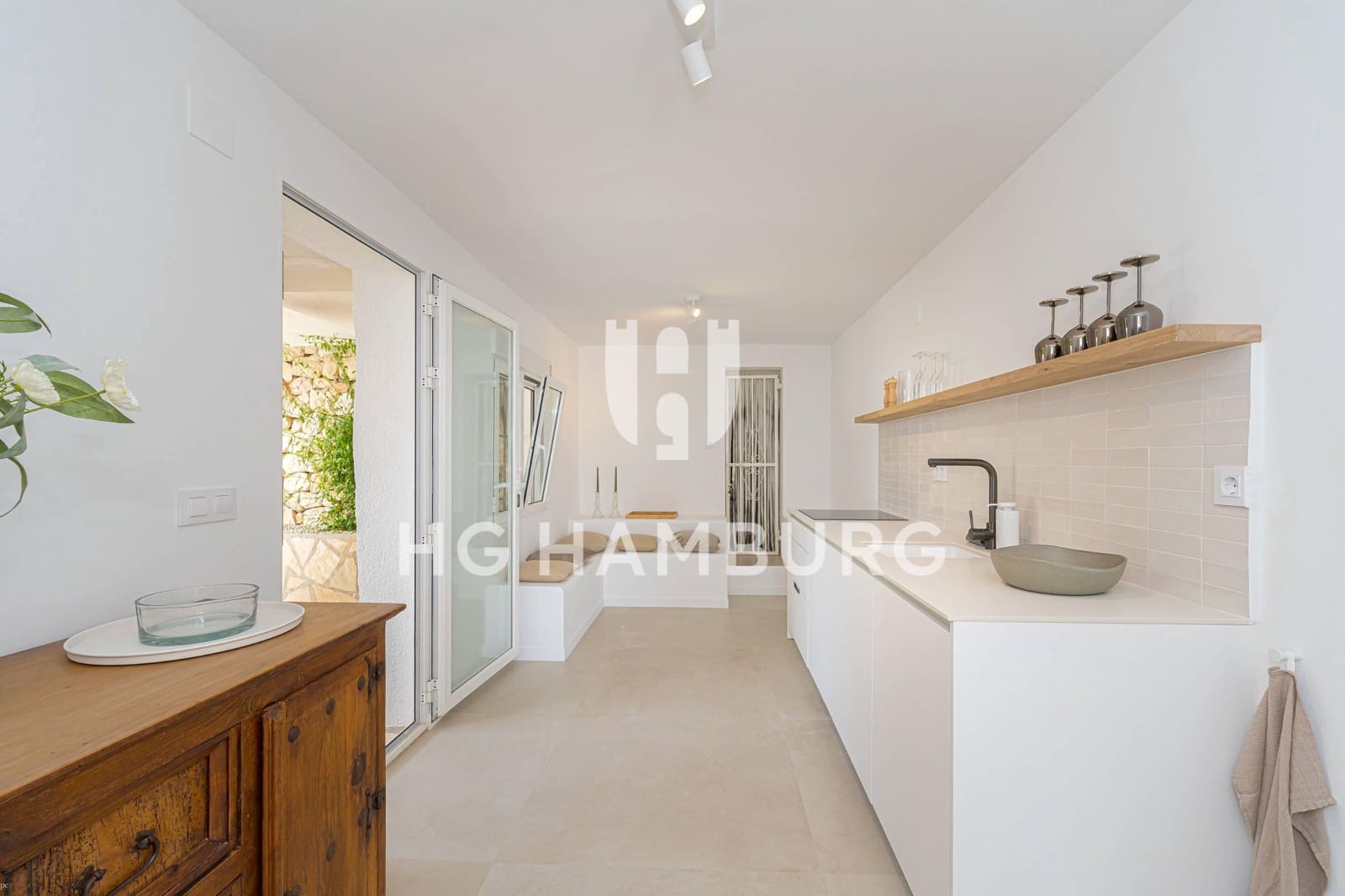 4 bedroom Villa for sale in Moraira with pool garage - € 1,395,000 (Ref: 9882401)