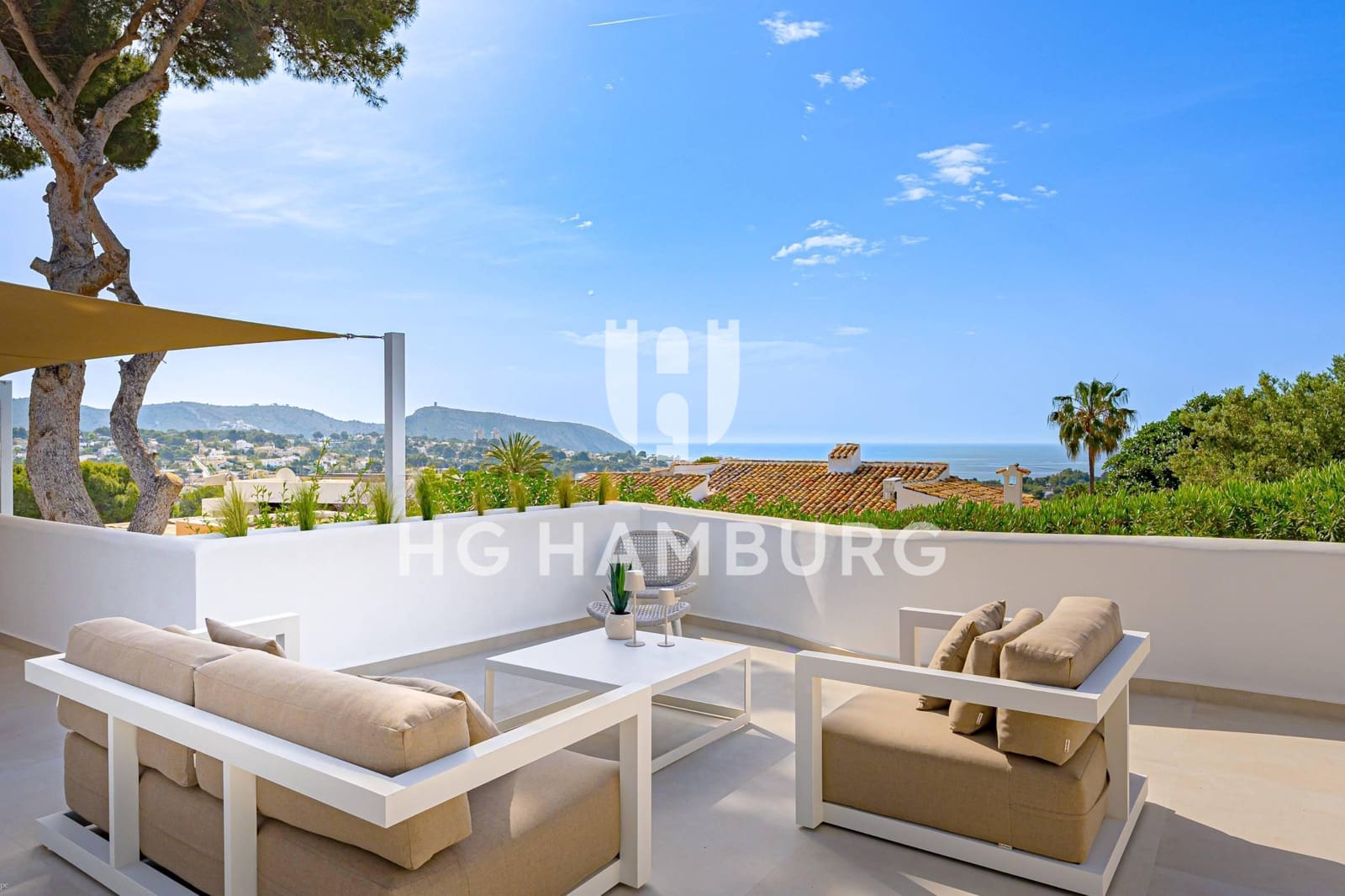 4 bedroom Villa for sale in Moraira with pool garage - € 1,395,000 (Ref: 9882401)