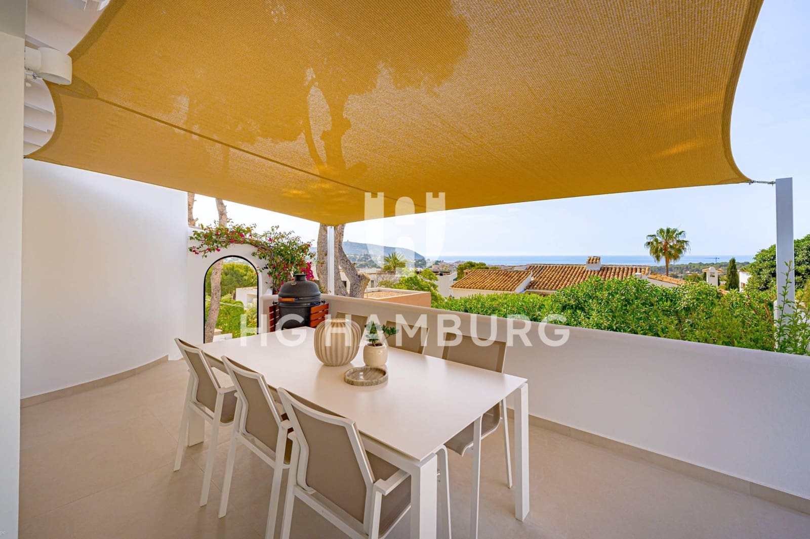 4 bedroom Villa for sale in Moraira with pool garage - € 1,395,000 (Ref: 9882401)