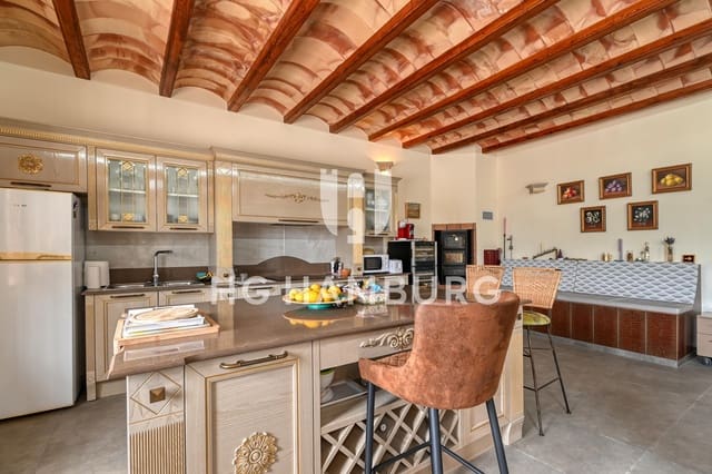 6 soverom Villa til salgs i Benissa med svømmebasseng garasje - € 2 390 000 (Ref: 9944611)
