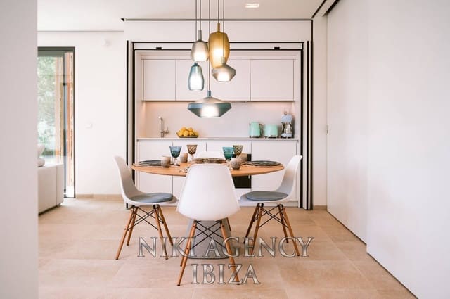 2 bedroom Apartment for sale in Ibiza / Eivissa town with pool garage - € 1,875,000 (Ref: 10002580)