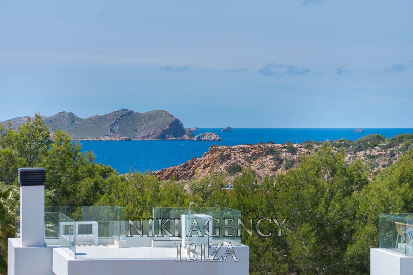 4 soveværelse Villa til salg i Cala Tarida med swimmingpool garage - € 1.150.000 (Ref: 10002581)
