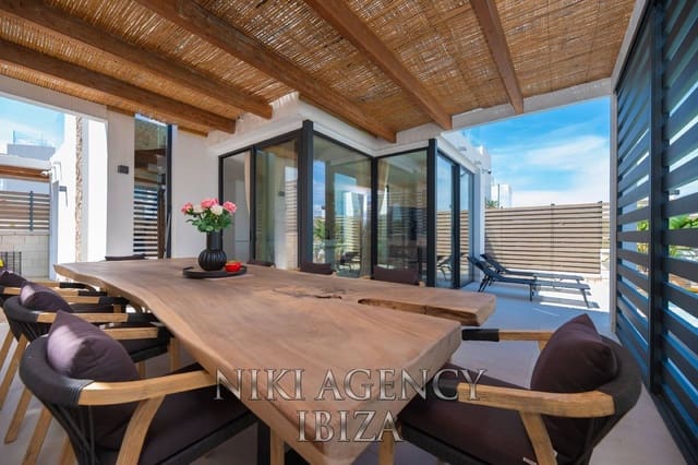 4 soveværelse Villa til salg i Cala Tarida, San Jose / Sant Josep de Sa Talaia med swimmingpool garage - € 1.150.000 (Ref: 10002581)