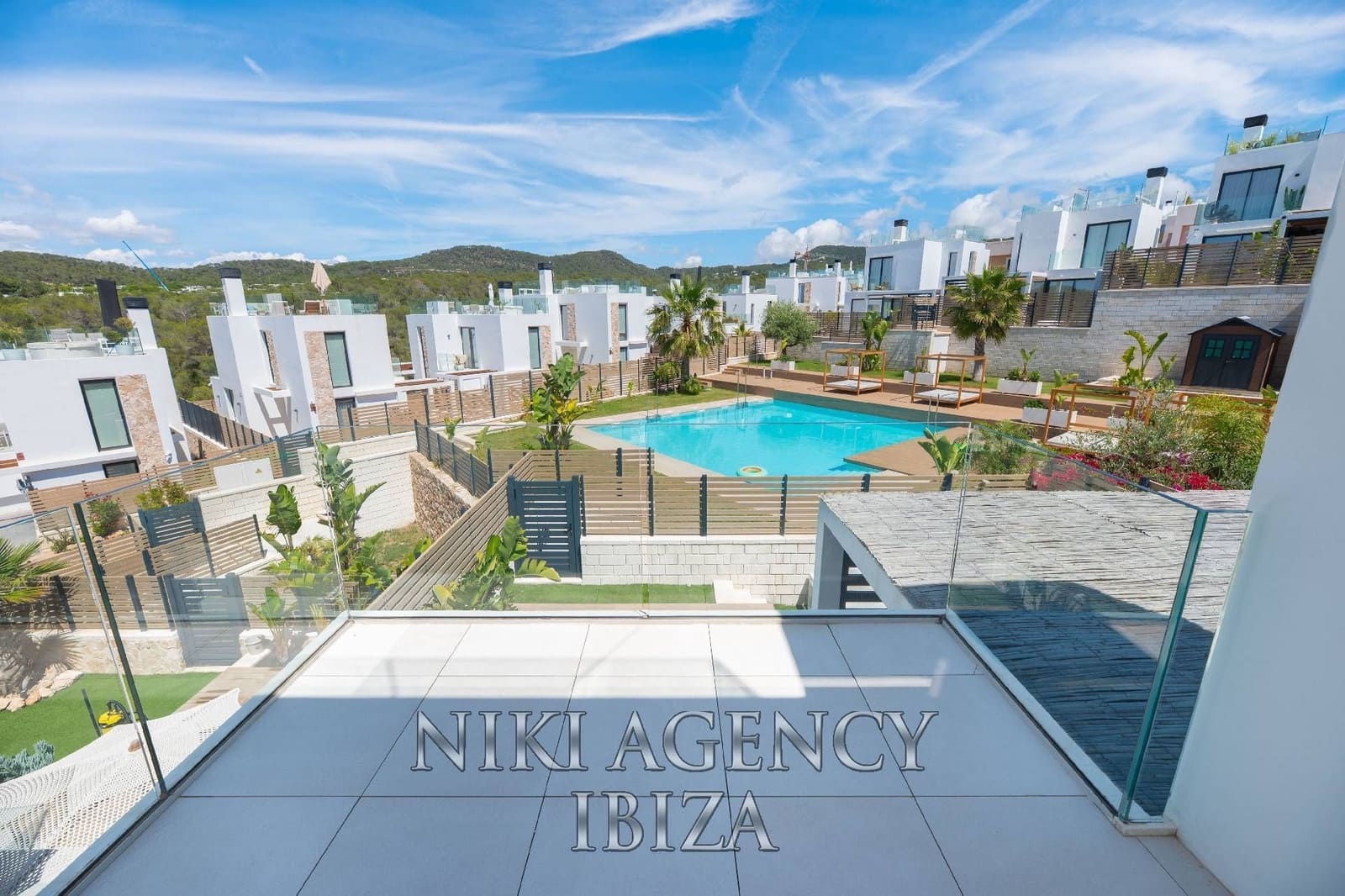 4 soveværelse Villa til salg i Cala Tarida med swimmingpool garage - € 1.150.000 (Ref: 10002581)