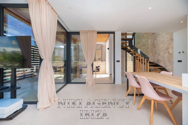 4 soveværelse Villa til salg i Cala Tarida, San Jose / Sant Josep de Sa Talaia med swimmingpool garage - € 1.150.000 (Ref: 10002581)