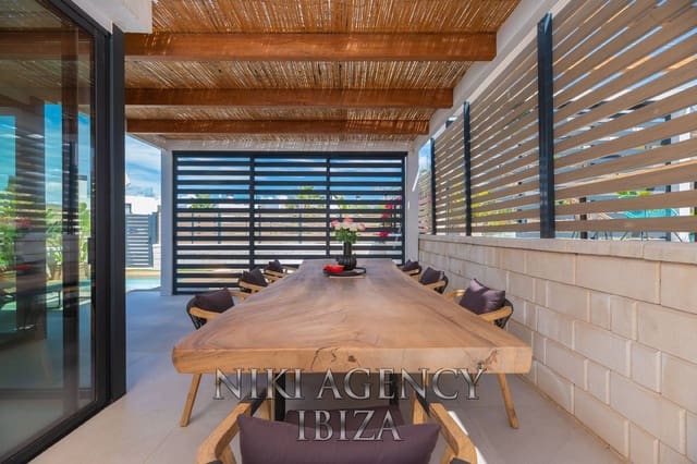 4 soveværelse Villa til salg i Cala Tarida, San Jose / Sant Josep de Sa Talaia med swimmingpool garage - € 1.150.000 (Ref: 10002581)