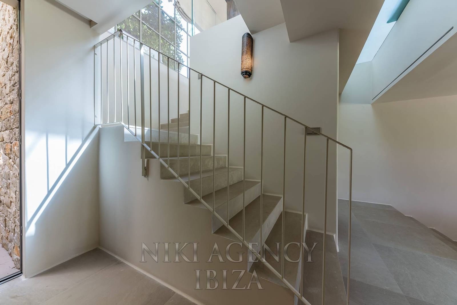 5 bedroom Villa for sale in Can Furnet with pool garage - € 9,500,000 (Ref: 10108667)