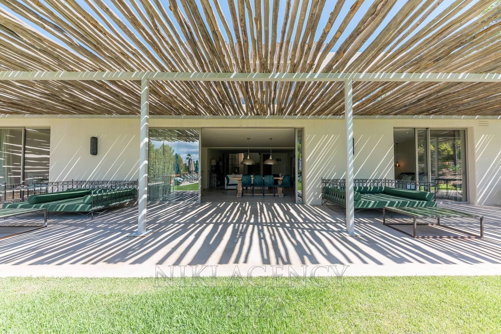 5 bedroom Villa for sale in Can Furnet with pool garage - € 9,500,000 (Ref: 10108667)