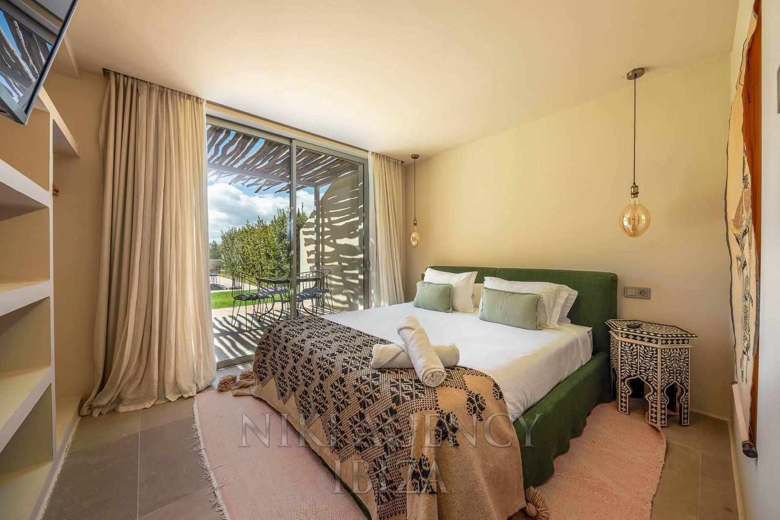 5 bedroom Villa for sale in Can Furnet with pool garage - € 9,500,000 (Ref: 10108667)