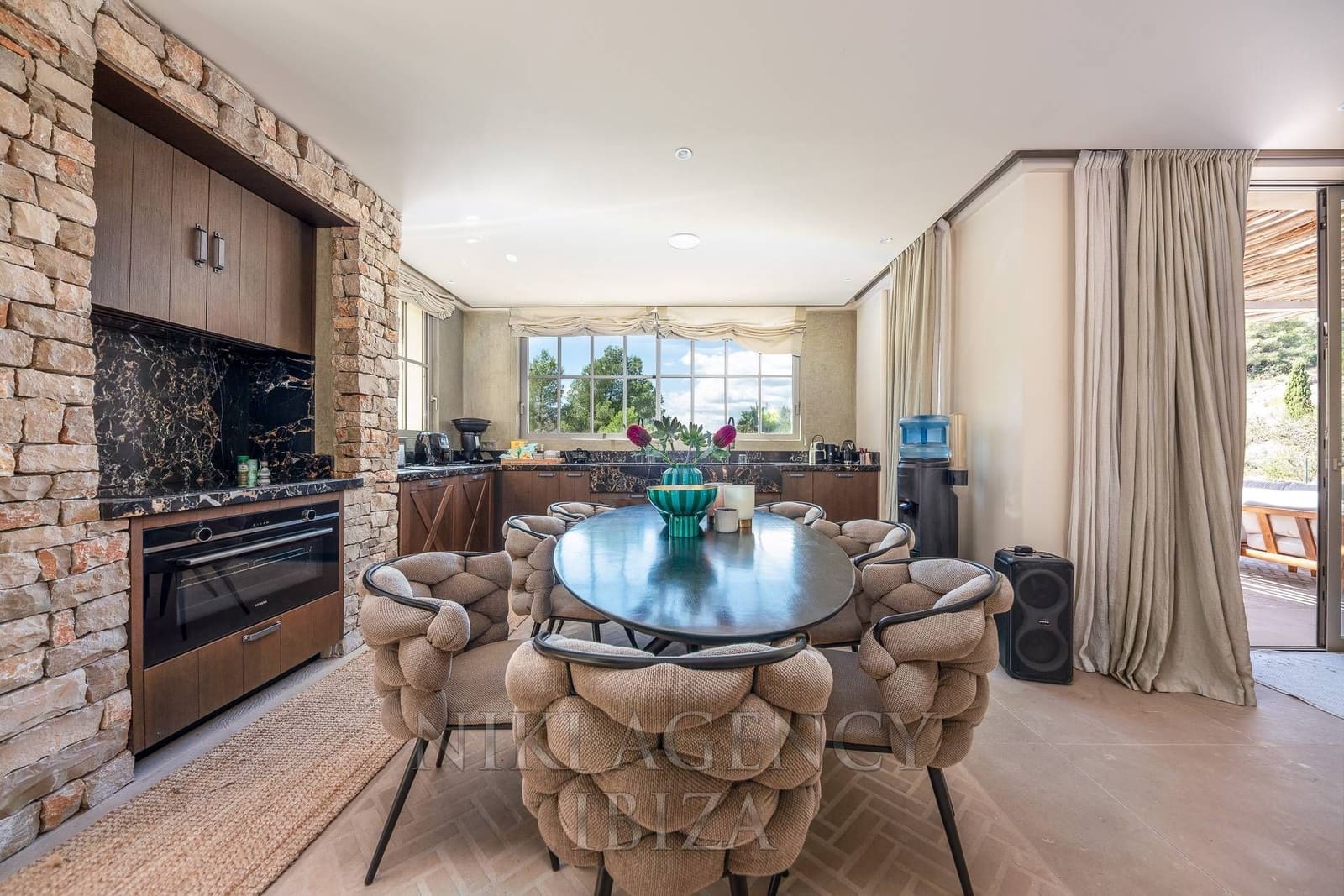 5 bedroom Villa for sale in Can Furnet with pool garage - € 9,500,000 (Ref: 10108667)