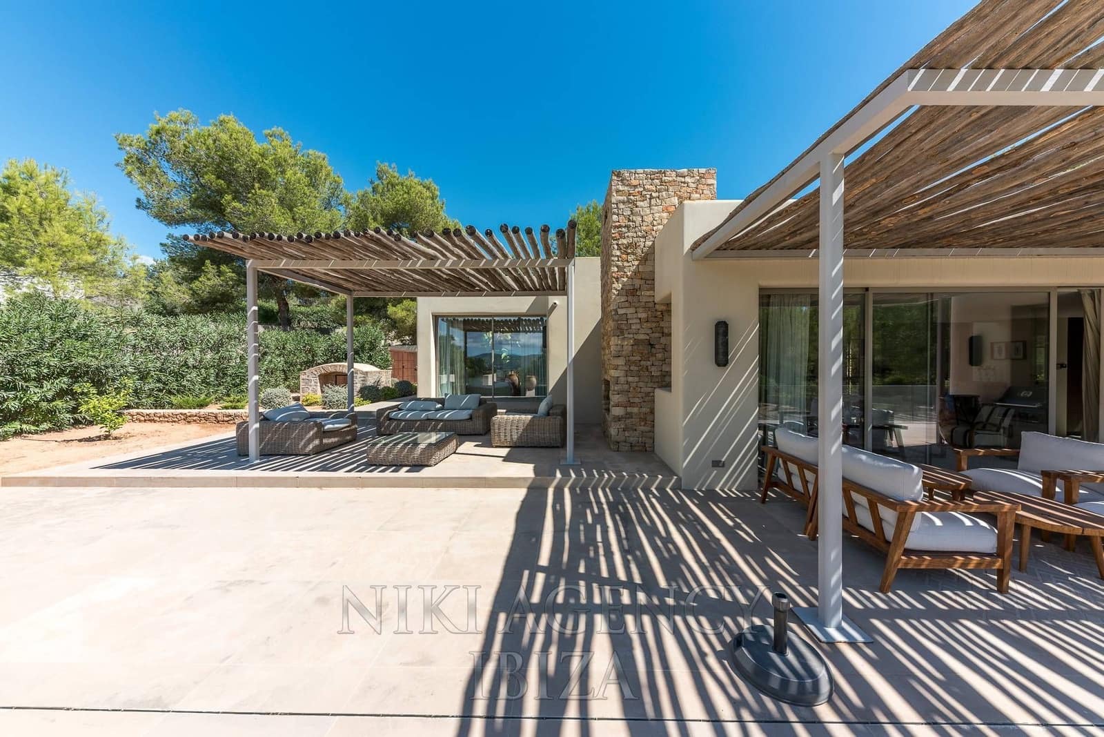 5 bedroom Villa for sale in Can Furnet with pool garage - € 9,500,000 (Ref: 10108667)