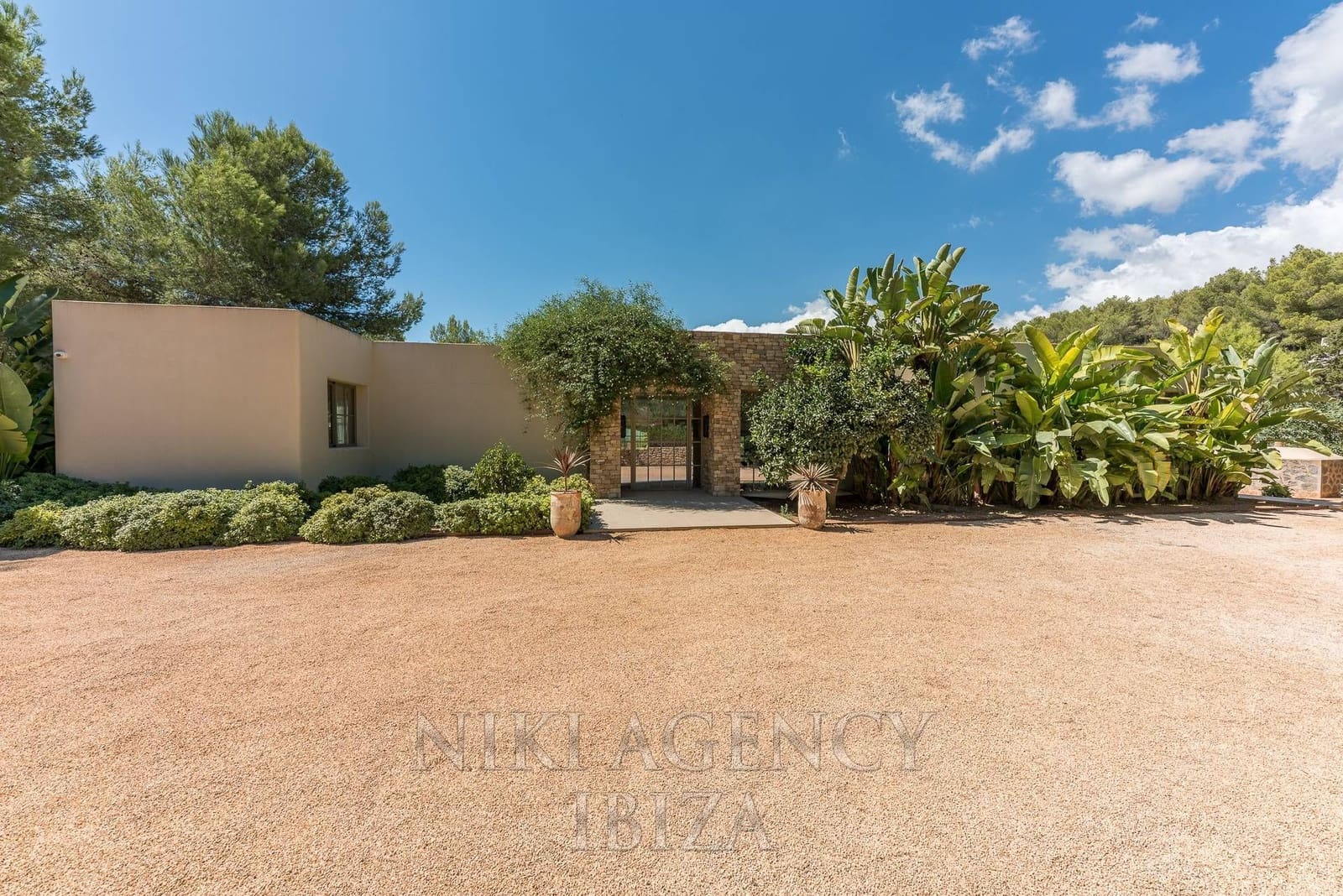 5 bedroom Villa for sale in Can Furnet with pool garage - € 9,500,000 (Ref: 10108667)