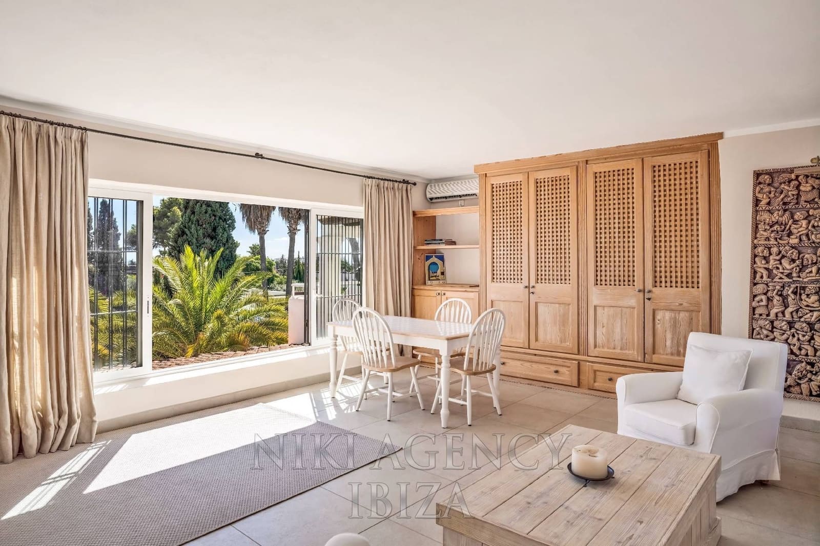 4 chambre Villa/Maison à vendre à Santa Eulalia / Santa Eularia avec piscine garage - 2 695 000 € (Ref: 10135589)
