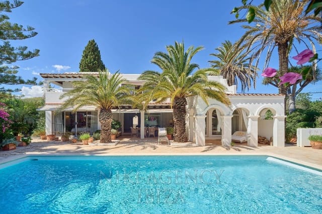 4 chambre Villa/Maison à vendre à Santa Eulalia / Santa Eularia avec piscine garage - 2 695 000 € (Ref: 10135589)