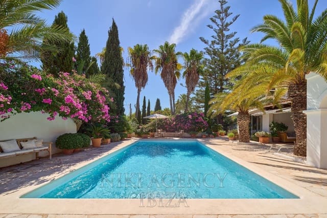 4 chambre Villa/Maison à vendre à Santa Eulalia / Santa Eularia avec piscine garage - 2 695 000 € (Ref: 10135589)