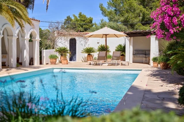 4 chambre Villa/Maison à vendre à Santa Eulalia / Santa Eularia avec piscine garage - 2 695 000 € (Ref: 10135589)