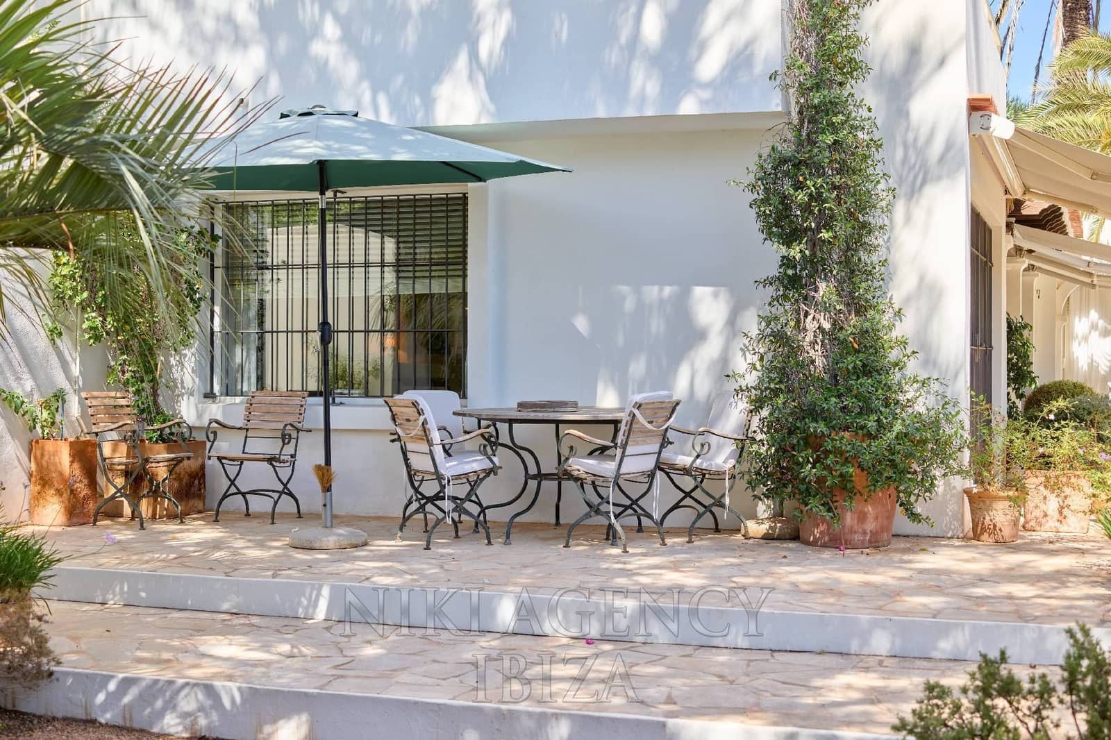 4 chambre Villa/Maison à vendre à Santa Eulalia / Santa Eularia avec piscine garage - 2 695 000 € (Ref: 10135589)