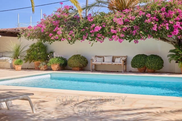 4 chambre Villa/Maison à vendre à Santa Eulalia / Santa Eularia avec piscine garage - 2 695 000 € (Ref: 10135589)