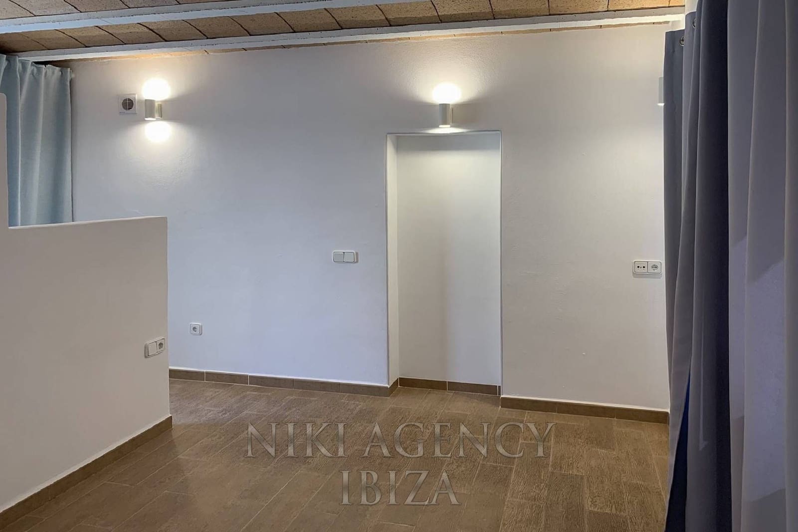 5 soveværelse Villa til salg i Sant Agusti des Vedra med swimmingpool garage - € 2.950.000 (Ref: 10153298)