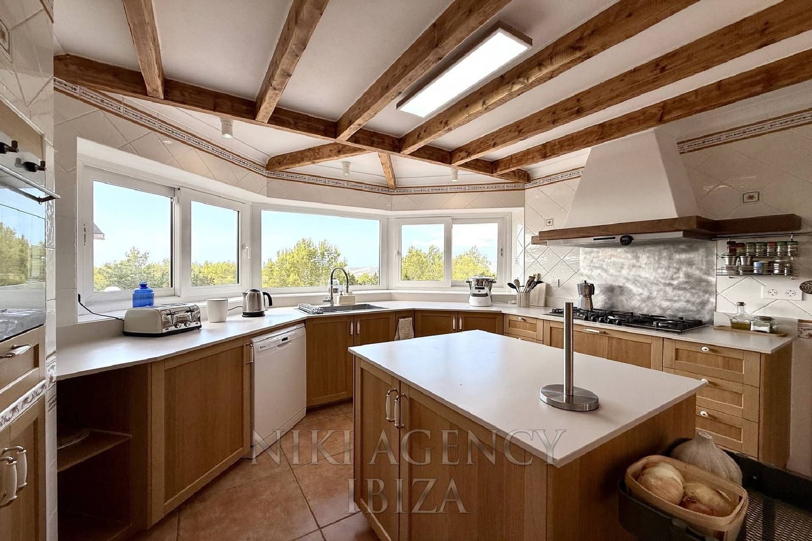 5 soveværelse Villa til salg i Sant Agusti des Vedra med swimmingpool garage - € 2.950.000 (Ref: 10153298)