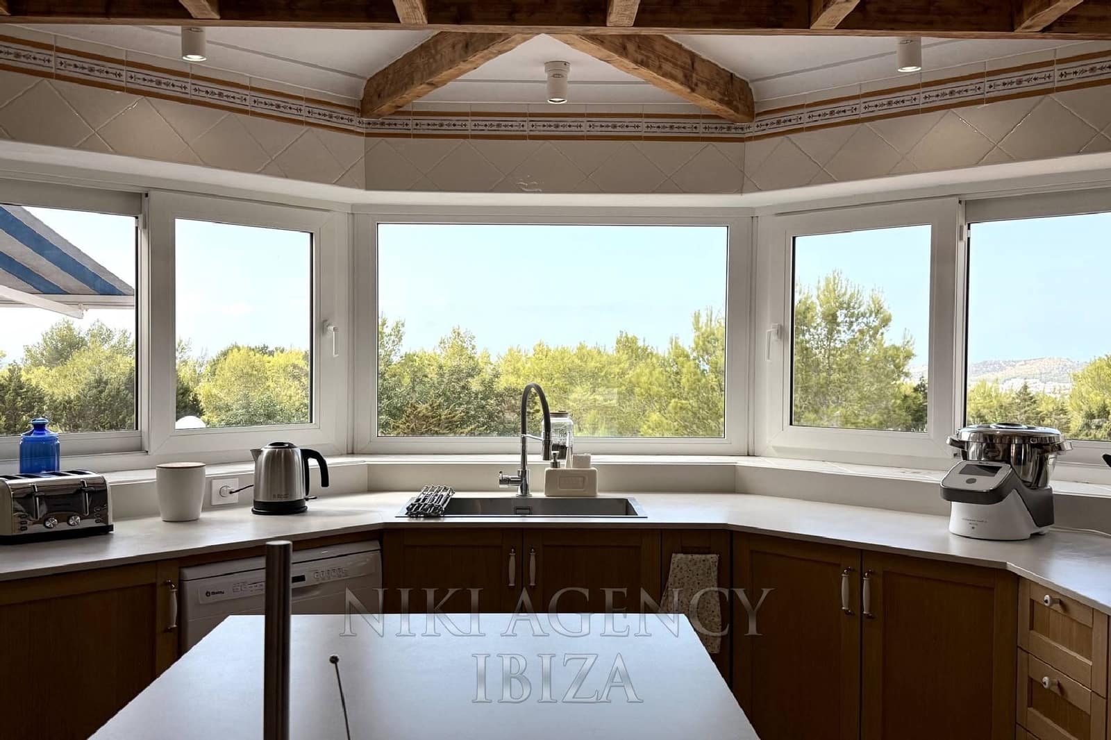 5 soveværelse Villa til salg i Sant Agusti des Vedra med swimmingpool garage - € 2.950.000 (Ref: 10153298)