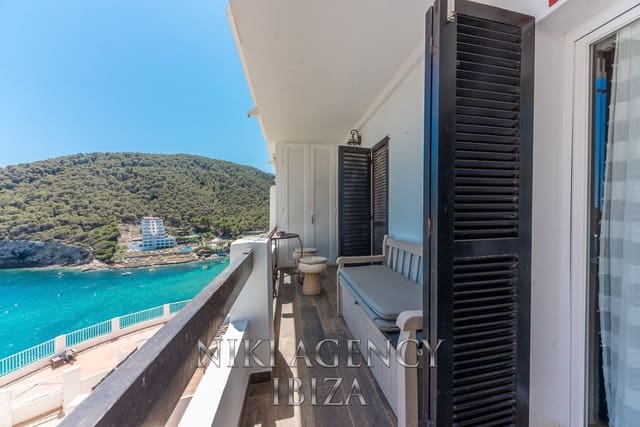 2 soverom Leilighet til salgs i Cala Llonga, Santa Eulalia / Santa Eularia - € 780 000 (Ref: 10168136)