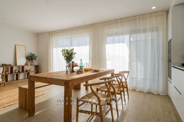 4 bedroom Apartment for sale in Playa d'en Bossa, San Jose / Sant Josep de Sa Talaia with pool garage - € 995,000 (Ref: 10179875)