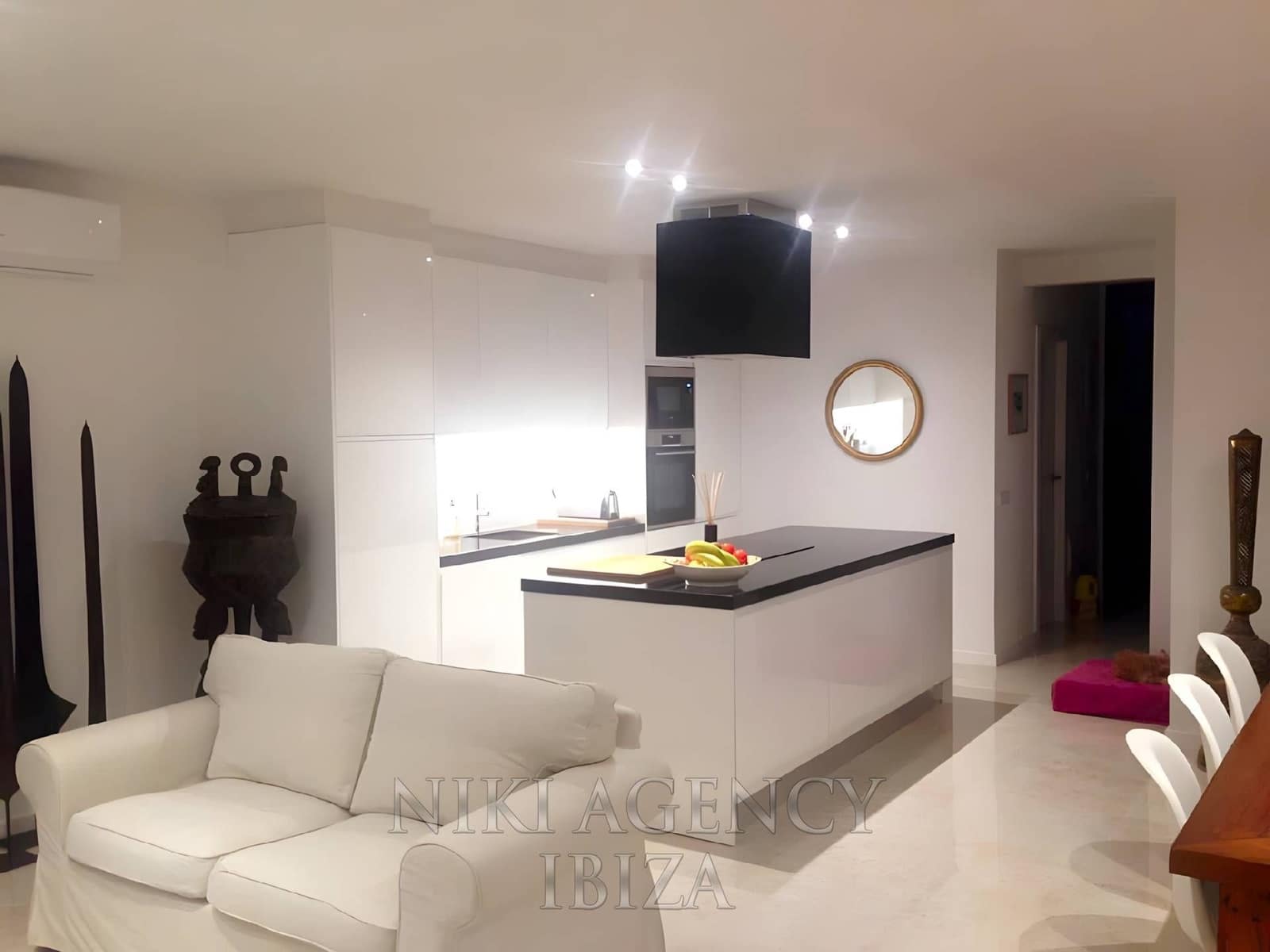 3 Zimmer Villa zu verkaufen in Cala Moli mit Pool Garage - 1.190.000 € (Ref: 10179876)