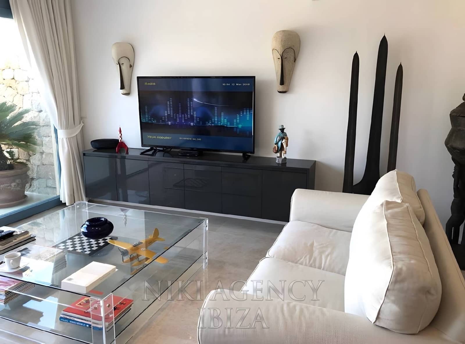 3 Zimmer Villa zu verkaufen in Cala Moli mit Pool Garage - 1.190.000 € (Ref: 10179876)