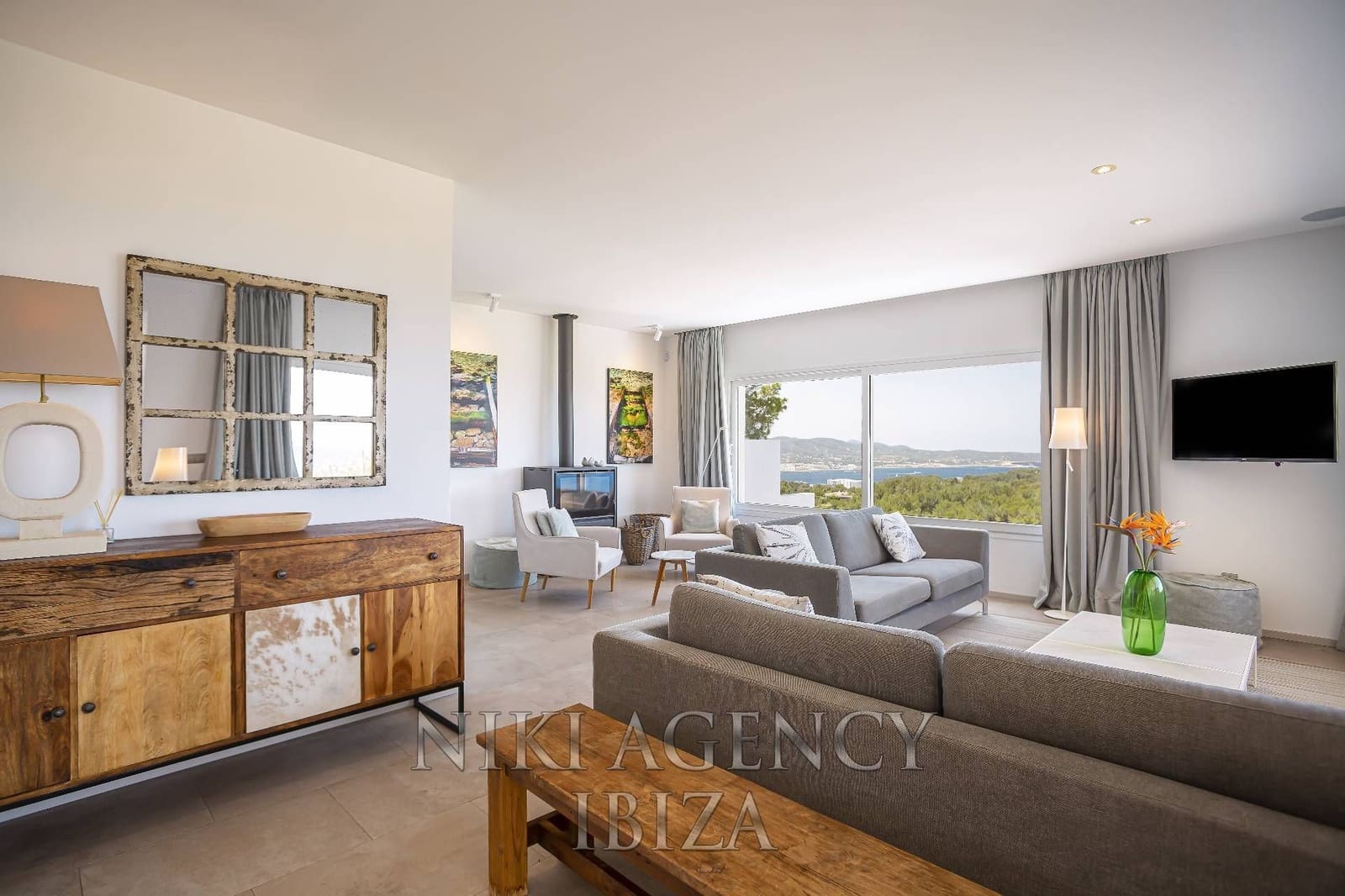 Chalet de 6 habitaciones en Sant Antoni de Portmany en venta con piscina - 3.900.000 € (Ref: 10182446)
