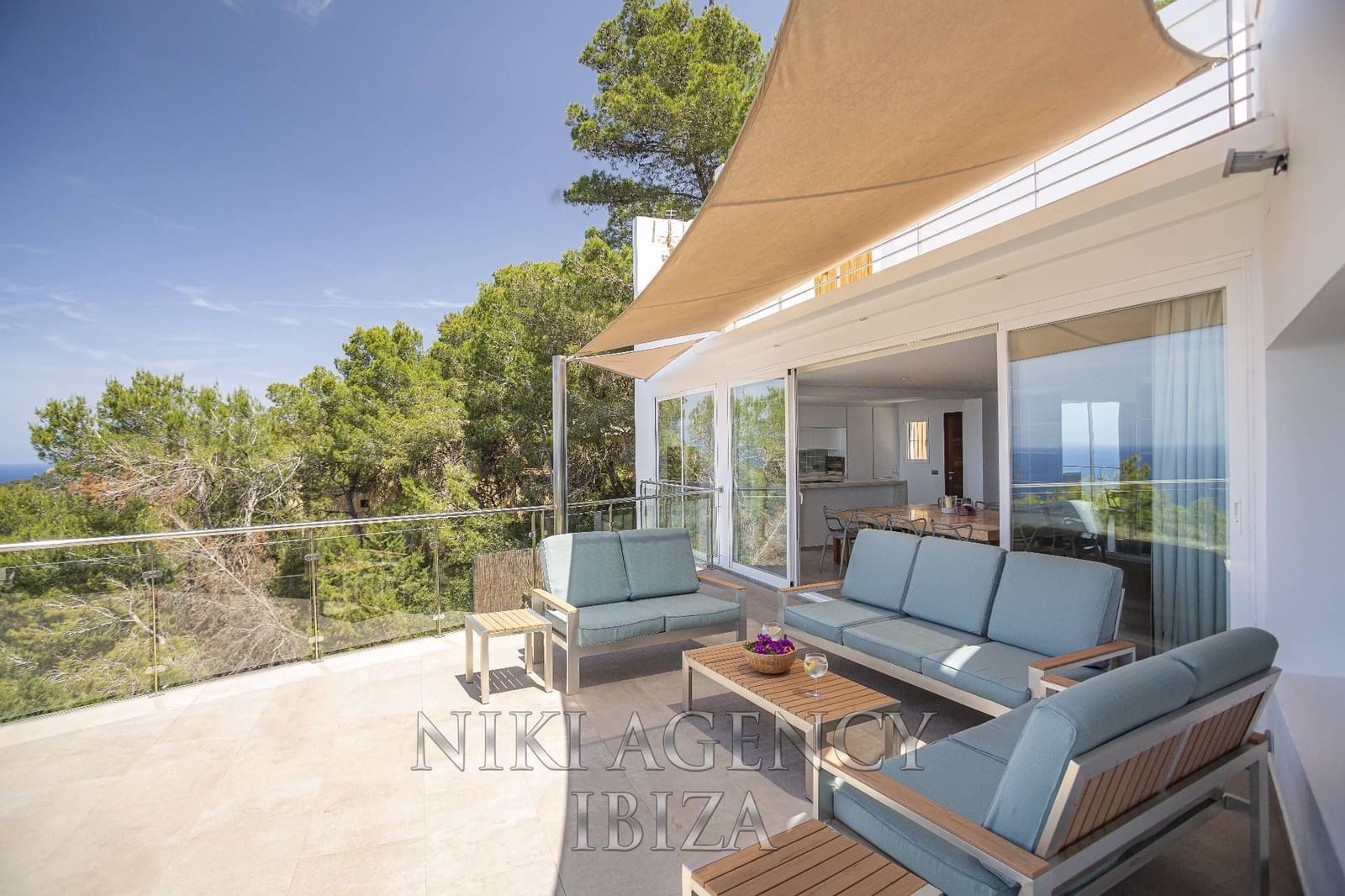 Chalet de 6 habitaciones en Sant Antoni de Portmany en venta con piscina - 3.900.000 € (Ref: 10182446)