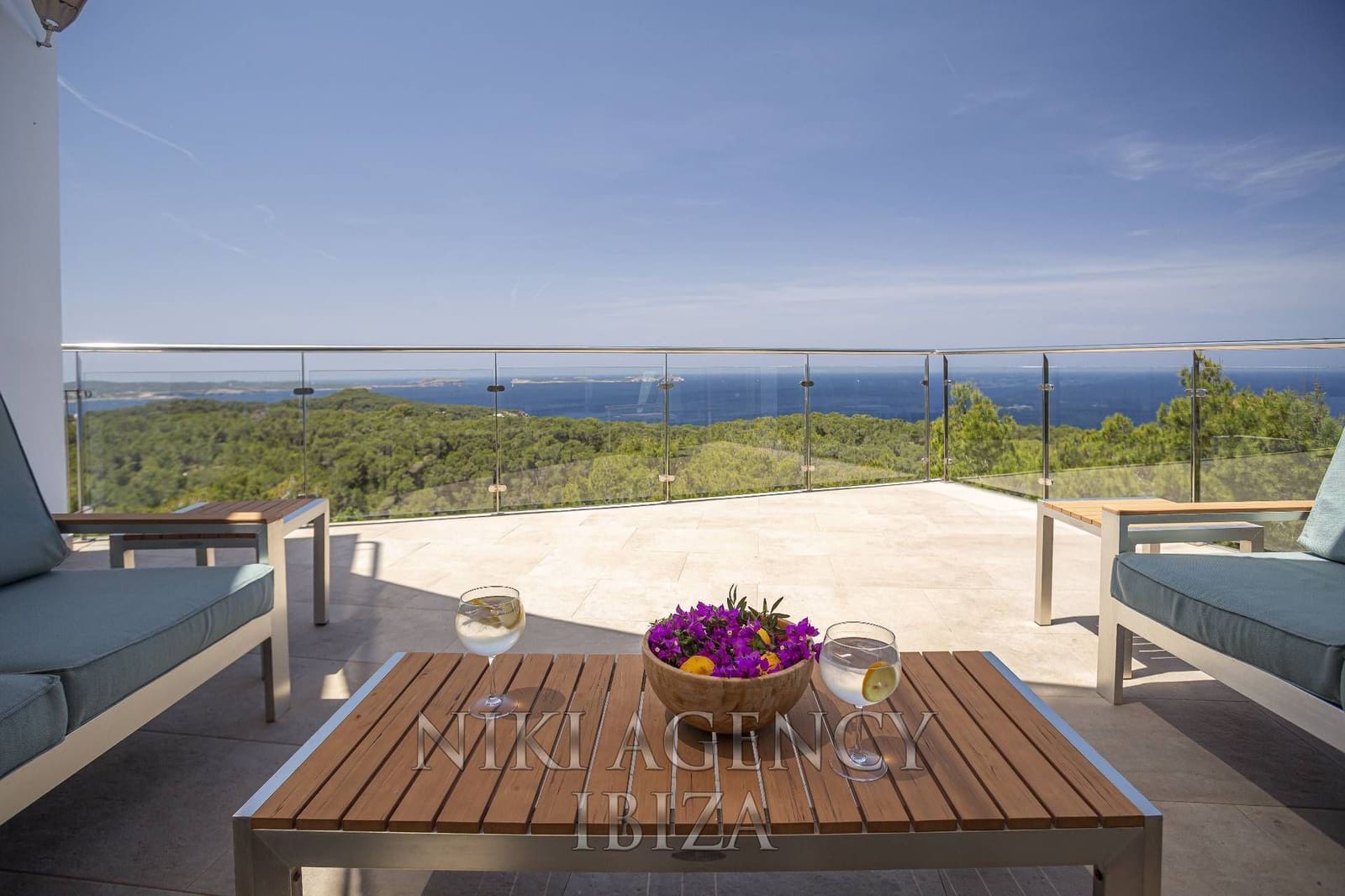 Chalet de 6 habitaciones en Sant Antoni de Portmany en venta con piscina - 3.900.000 € (Ref: 10182446)