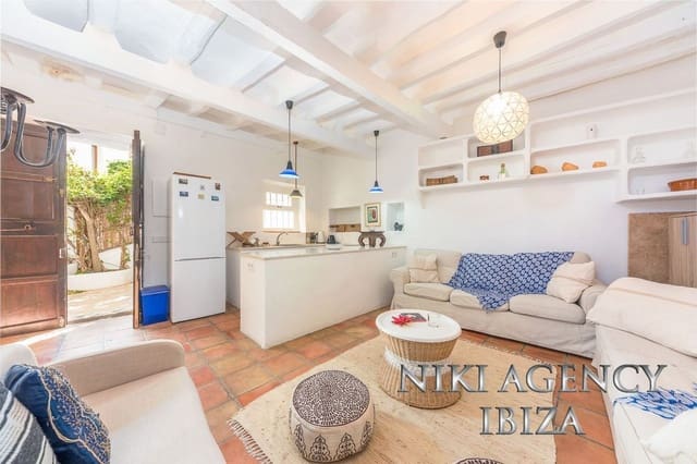 2 soverom Villa til salgs i Ibiza by - € 895 000 (Ref: 7260594)