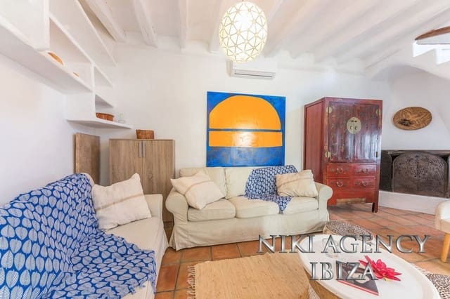 2 soverom Villa til salgs i Ibiza by - € 895 000 (Ref: 7260594)
