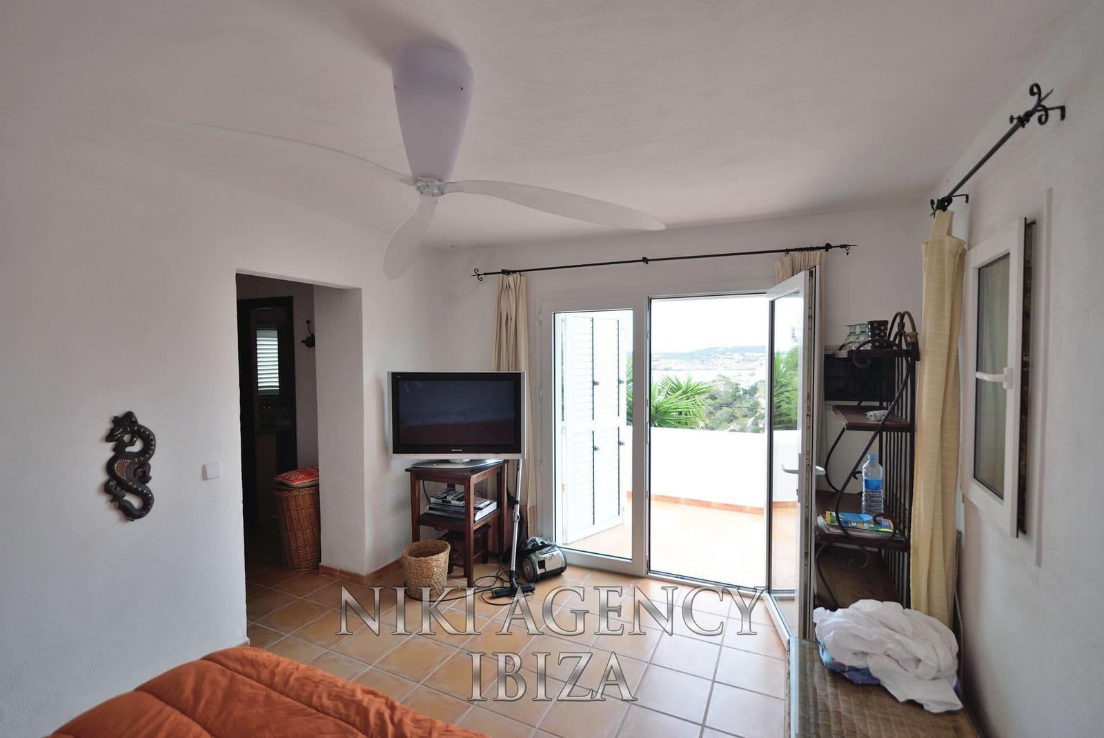 5 soveværelse Villa til salg i Cala Moli med swimmingpool garage - € 2.250.000 (Ref: 7827074)