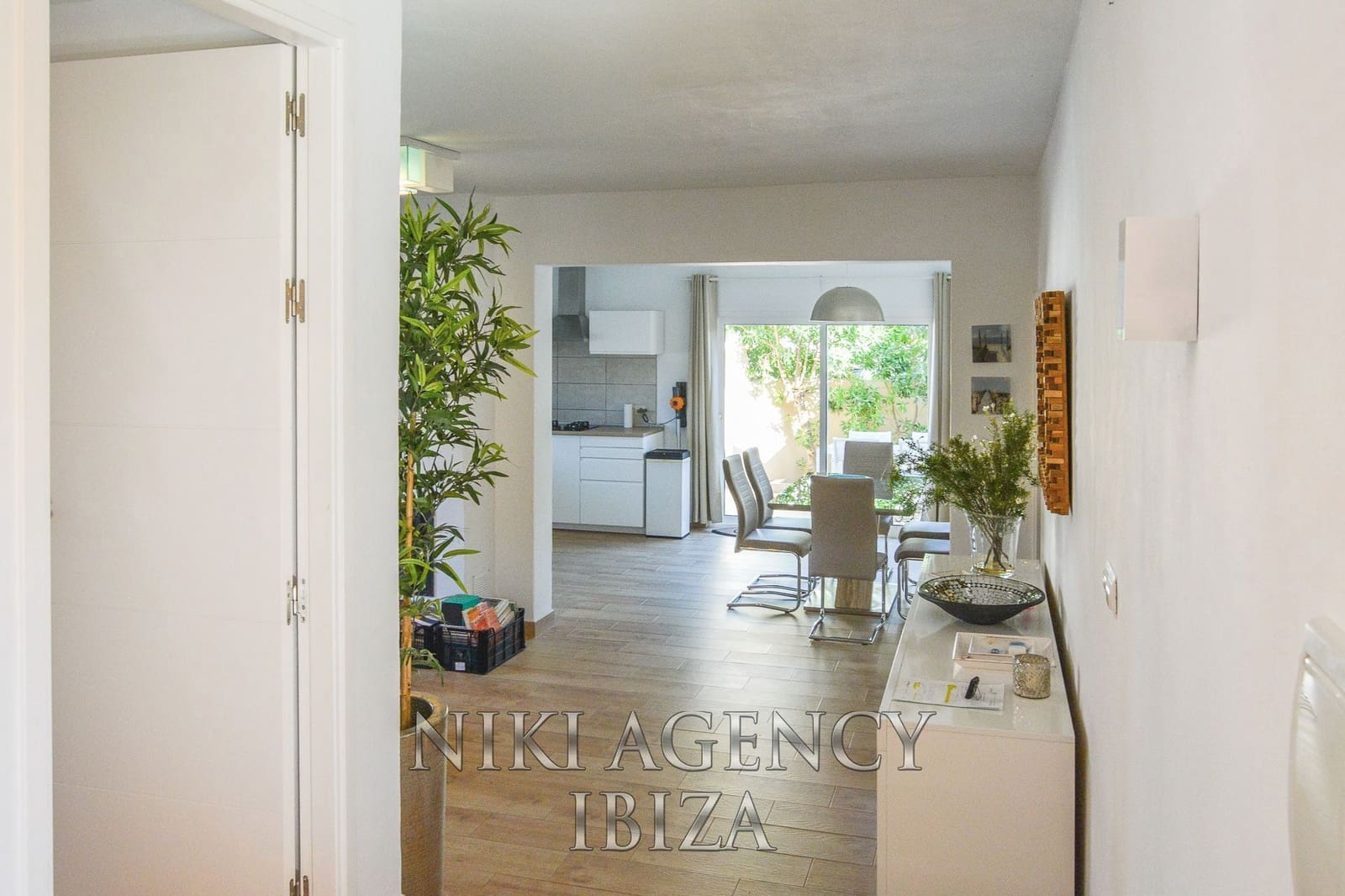 2 soveværelse Villa til salg i Cala Tarida med swimmingpool garage - € 725.000 (Ref: 7841145)