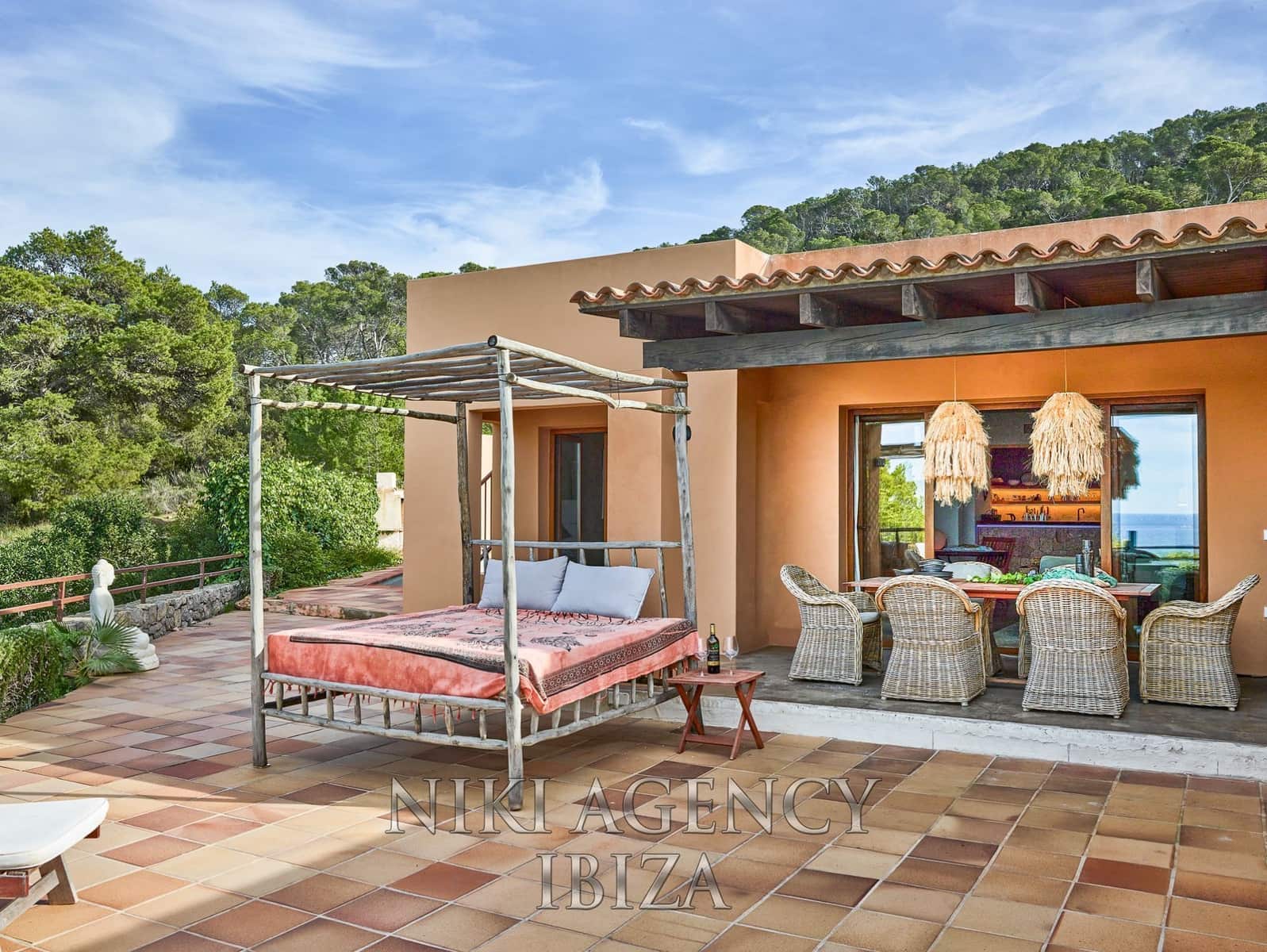 3 soveværelse Villa til salg i Cala Moli med swimmingpool garage - € 1.325.000 (Ref: 8862877)