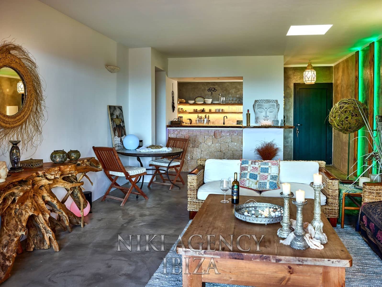 3 soveværelse Villa til salg i Cala Moli med swimmingpool garage - € 1.325.000 (Ref: 8862877)