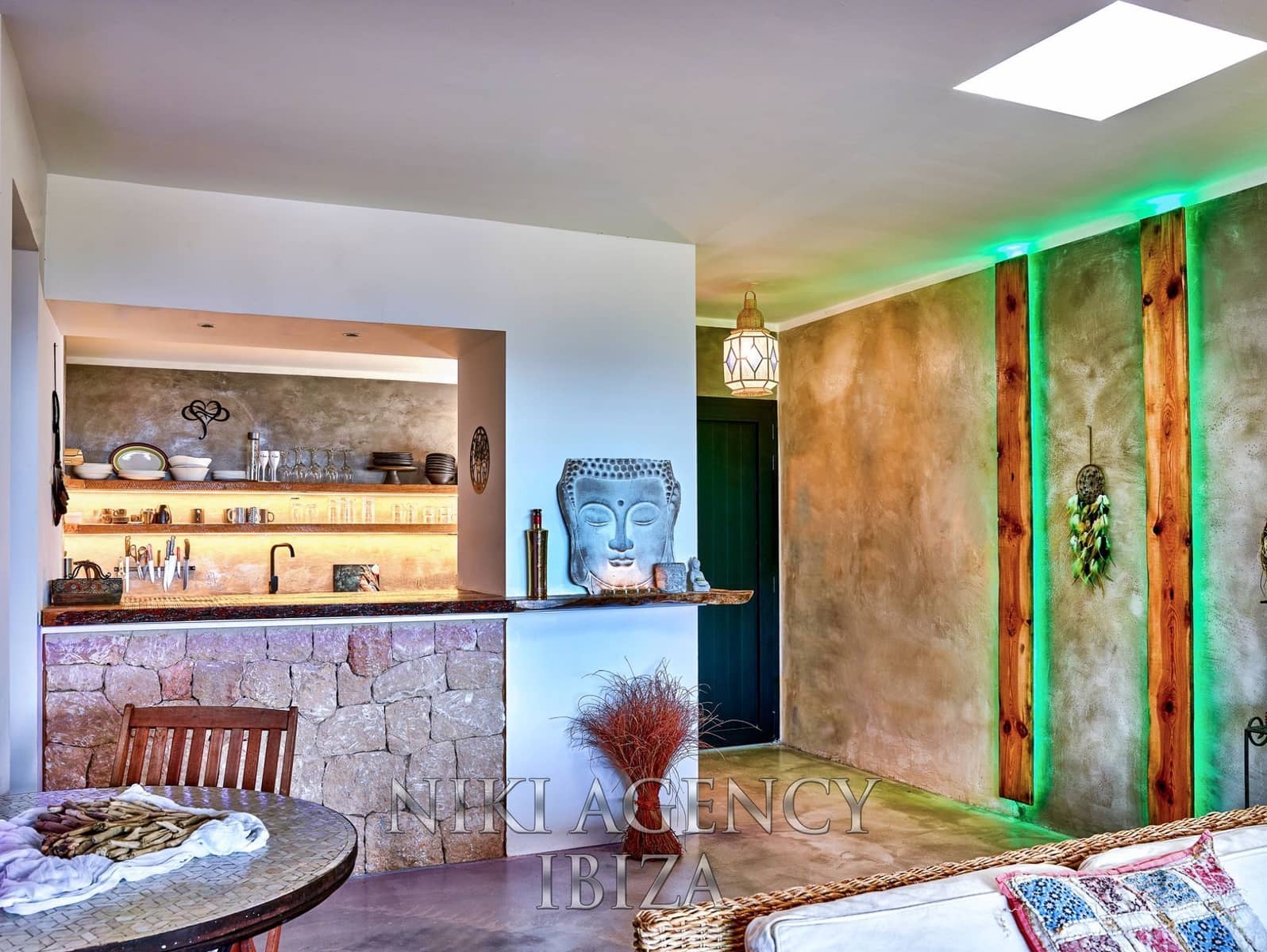 3 soveværelse Villa til salg i Cala Moli med swimmingpool garage - € 1.325.000 (Ref: 8862877)