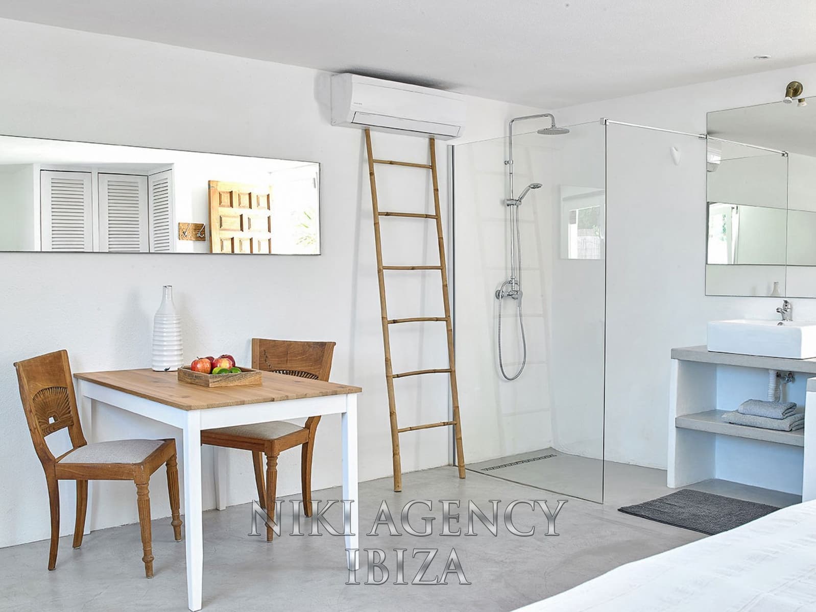 8 soveværelse Villa til salg i Cala Vadella med swimmingpool - € 2.795.000 (Ref: 8888836)