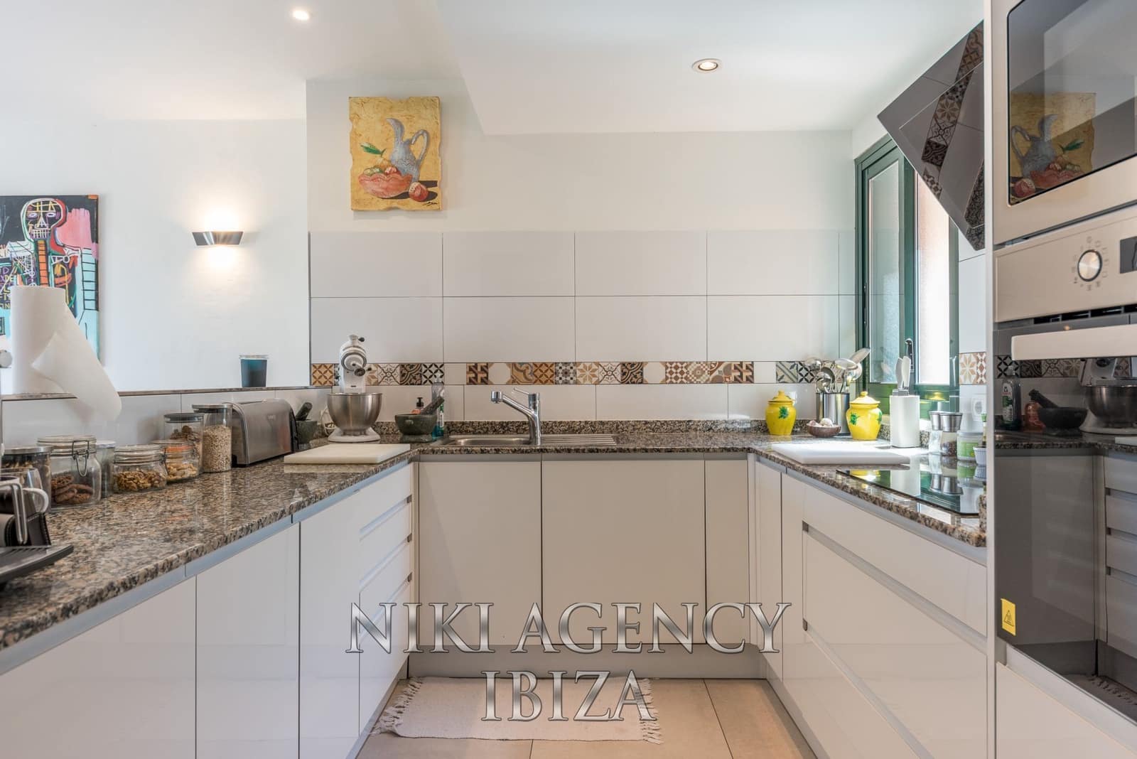 3 soveværelse Villa til salg i Cala Tarida med swimmingpool garage - € 795.000 (Ref: 8944548)