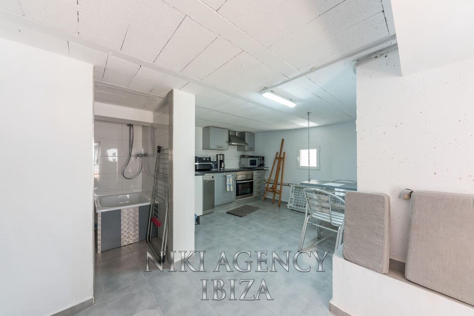 3 soveværelse Villa til salg i Cala Tarida med swimmingpool garage - € 795.000 (Ref: 8944548)