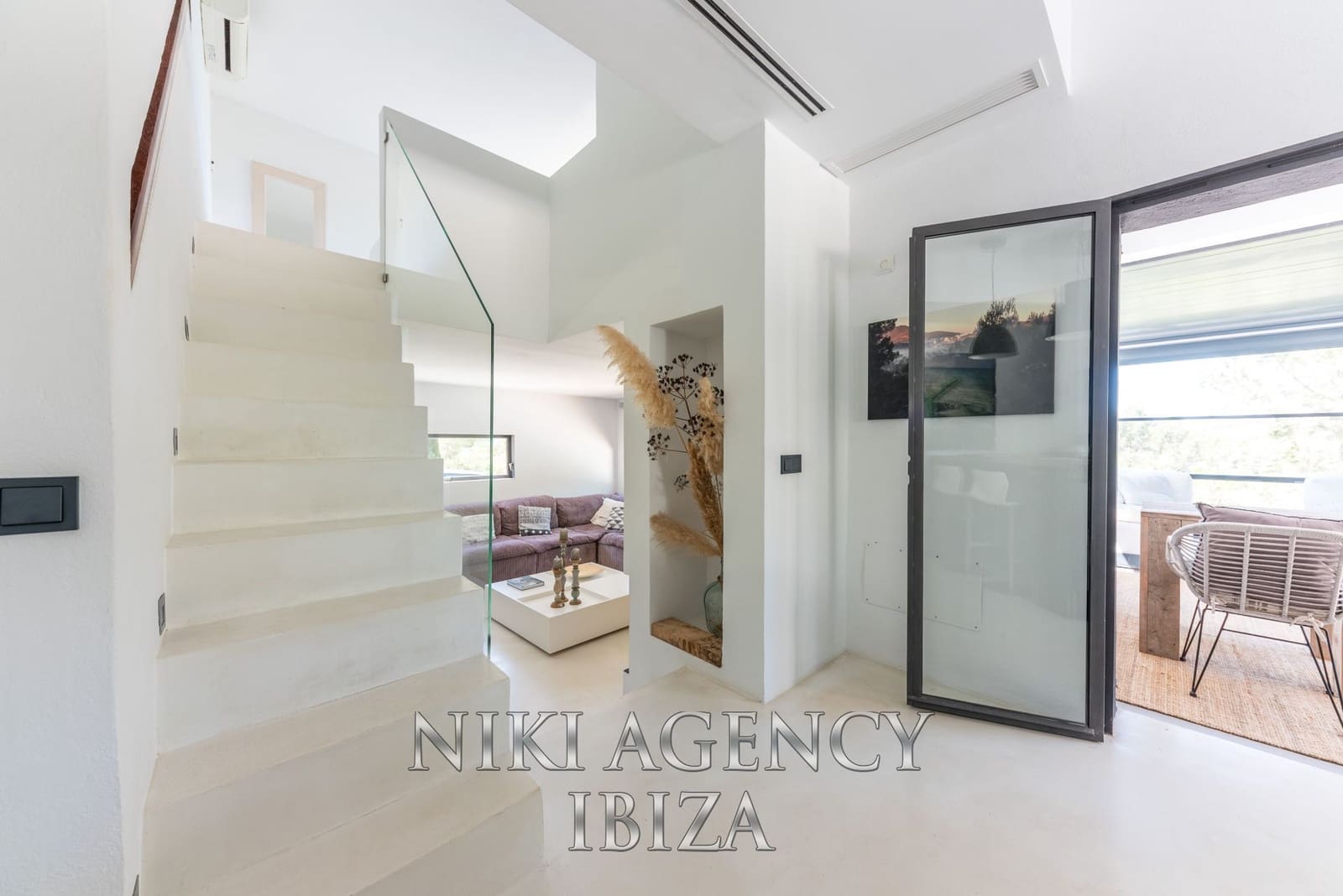 3 soveværelse Villa til salg i San Jose / Sant Josep de Sa Talaia med swimmingpool garage - € 2.350.000 (Ref: 9016249)